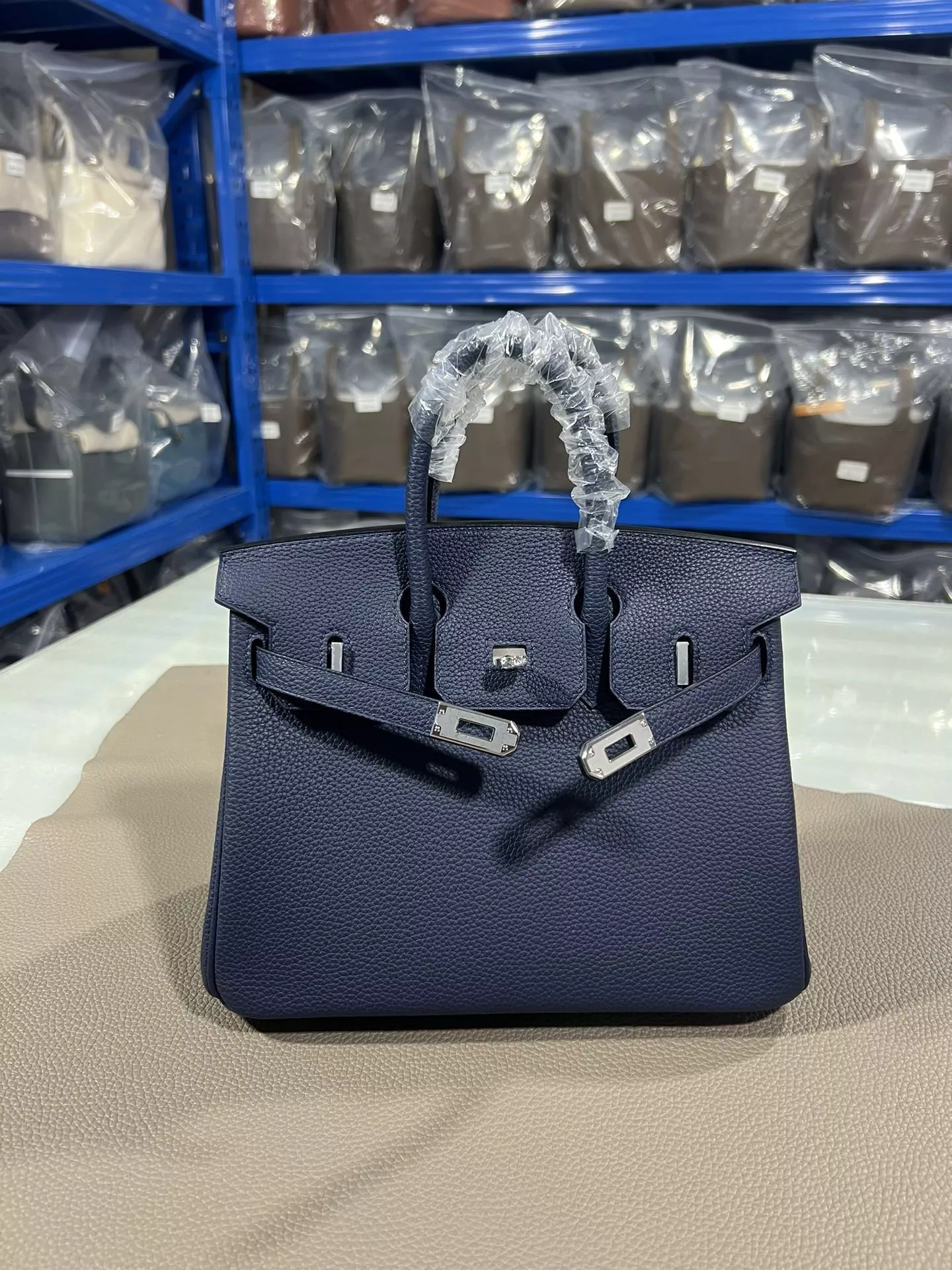 Hermes AAA Quality Handbags For Women Durable 8050