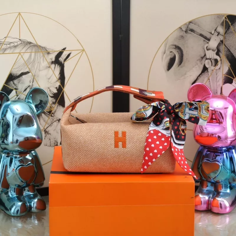 Hermes AAA Quality Handbags For Women Durable 9620