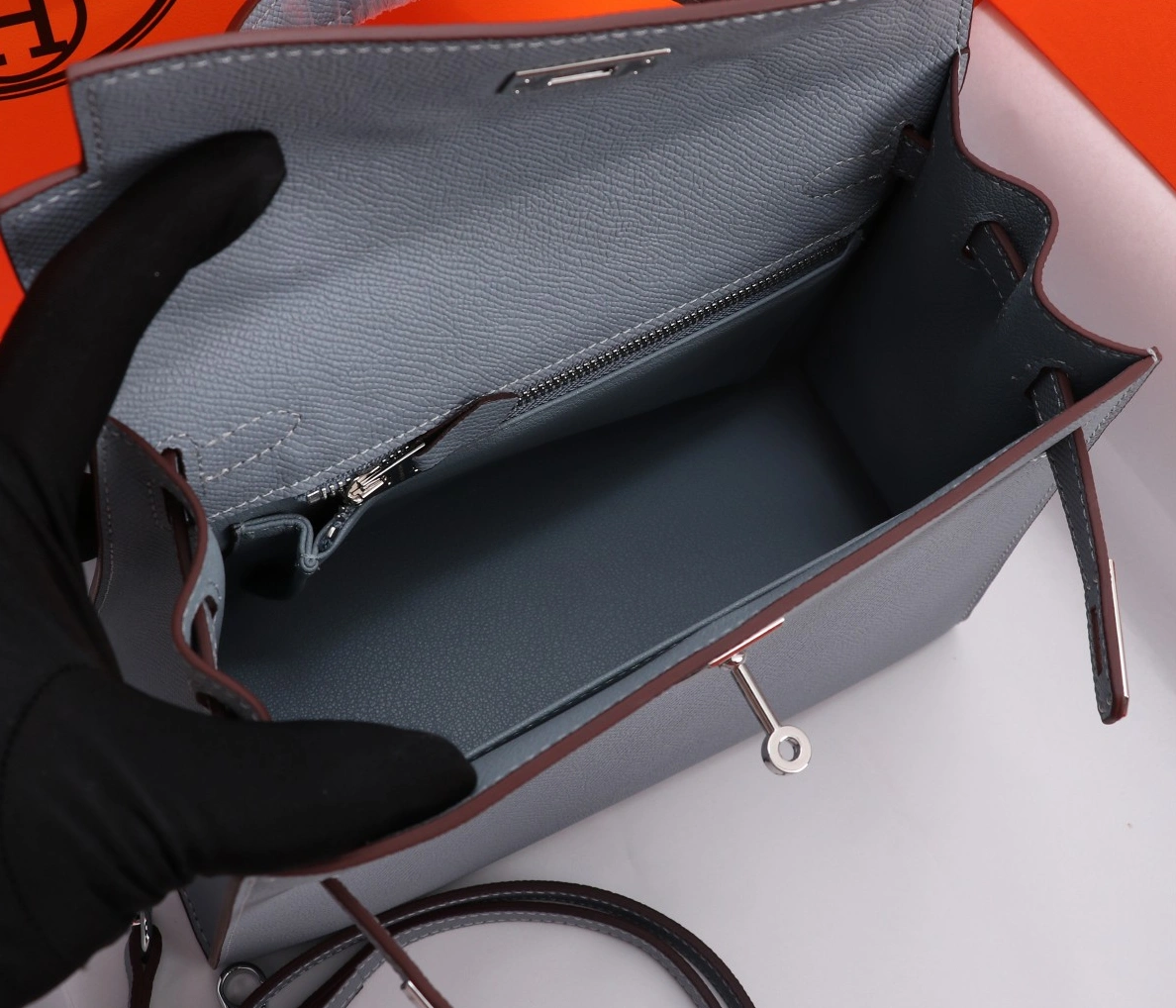 Hermes AAA Quality Handbags For Women EasyMatch 3435