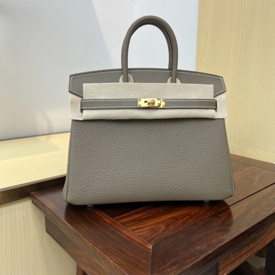 Hermes AAA Quality Handbags For Women EasyMatch 9357