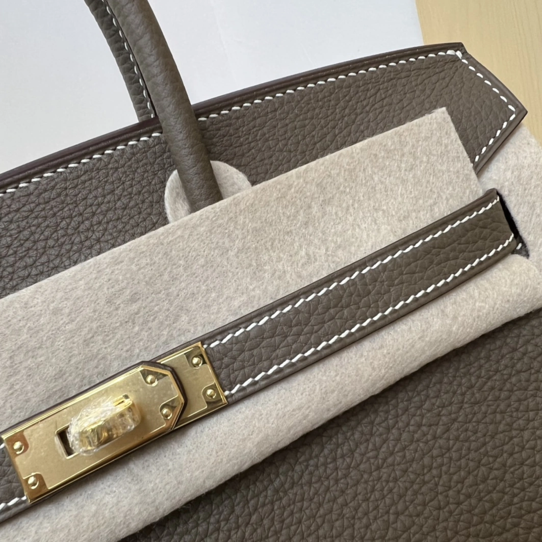 Hermes AAA Quality Handbags For Women EasyMatch 9357