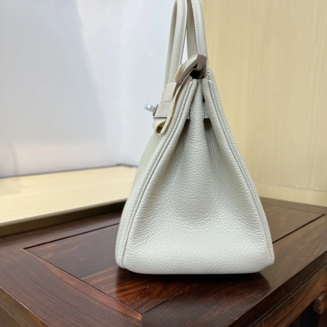 Hermes AAA Quality Handbags For Women EyeCatching 6363