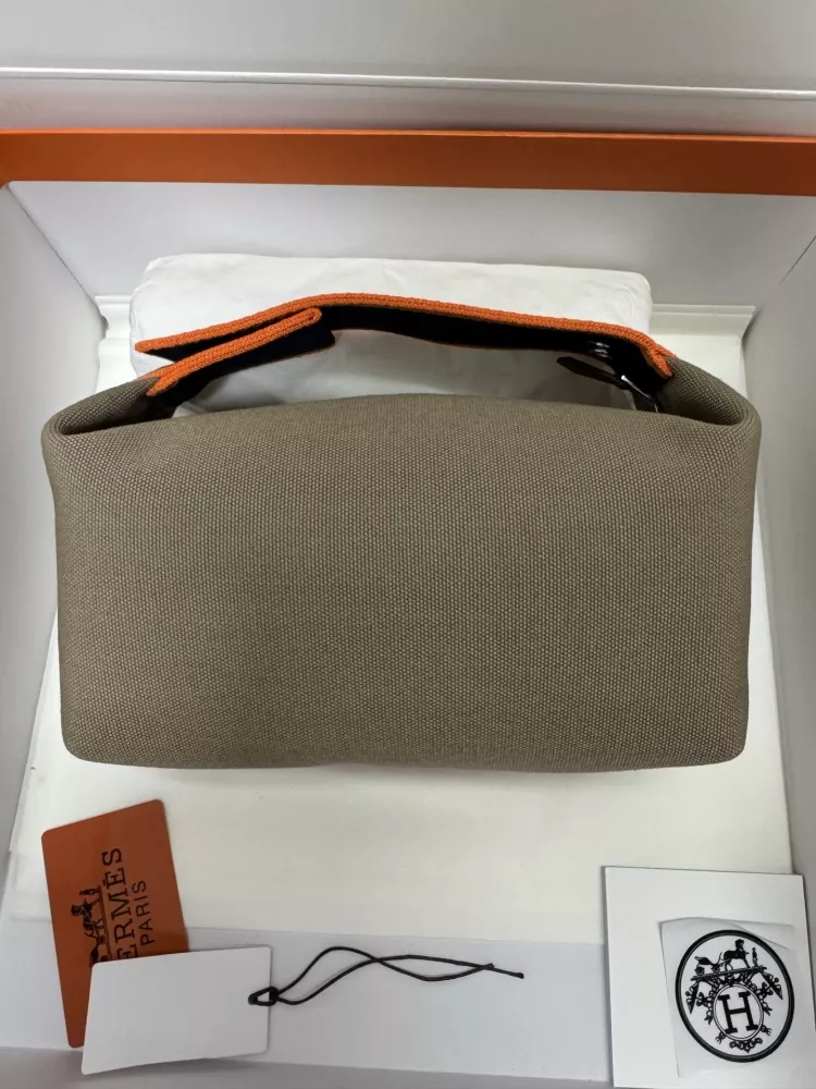 Hermes AAA Quality Handbags For Women GoAnywhere 4690