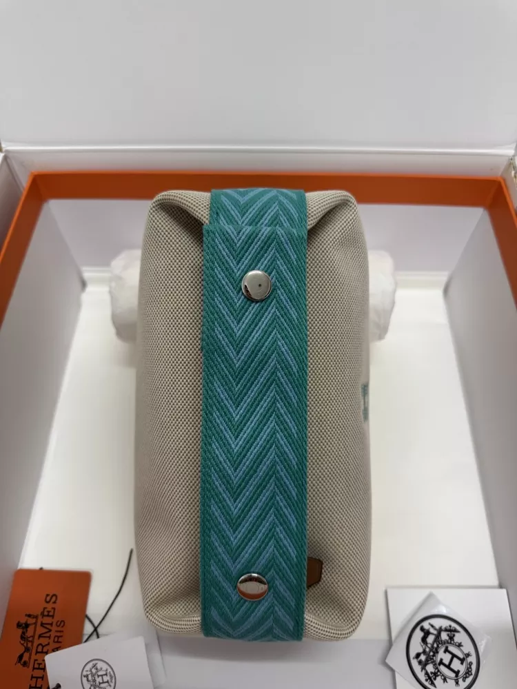 Hermes AAA Quality Handbags For Women GoAnywhere 7939