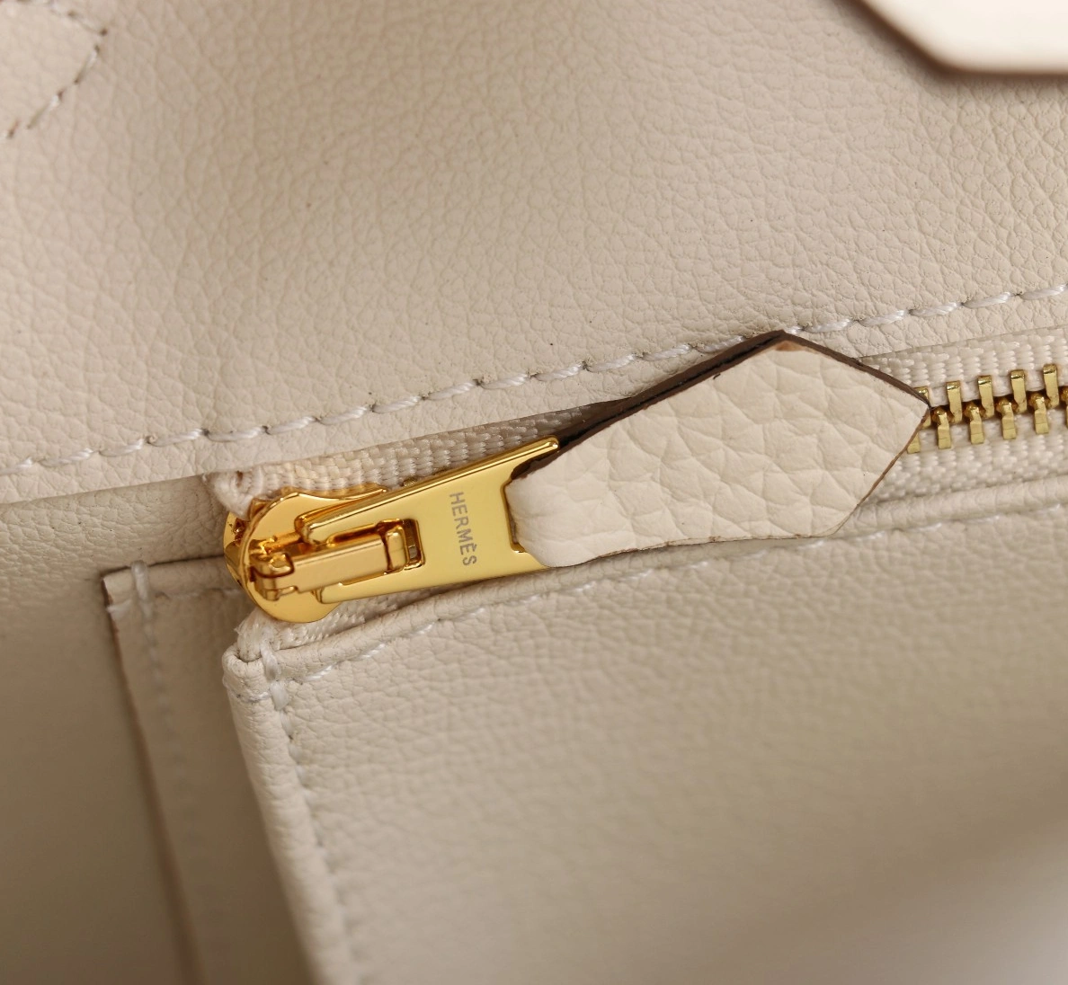 Hermes AAA Quality Handbags For Women GoodFit 9517