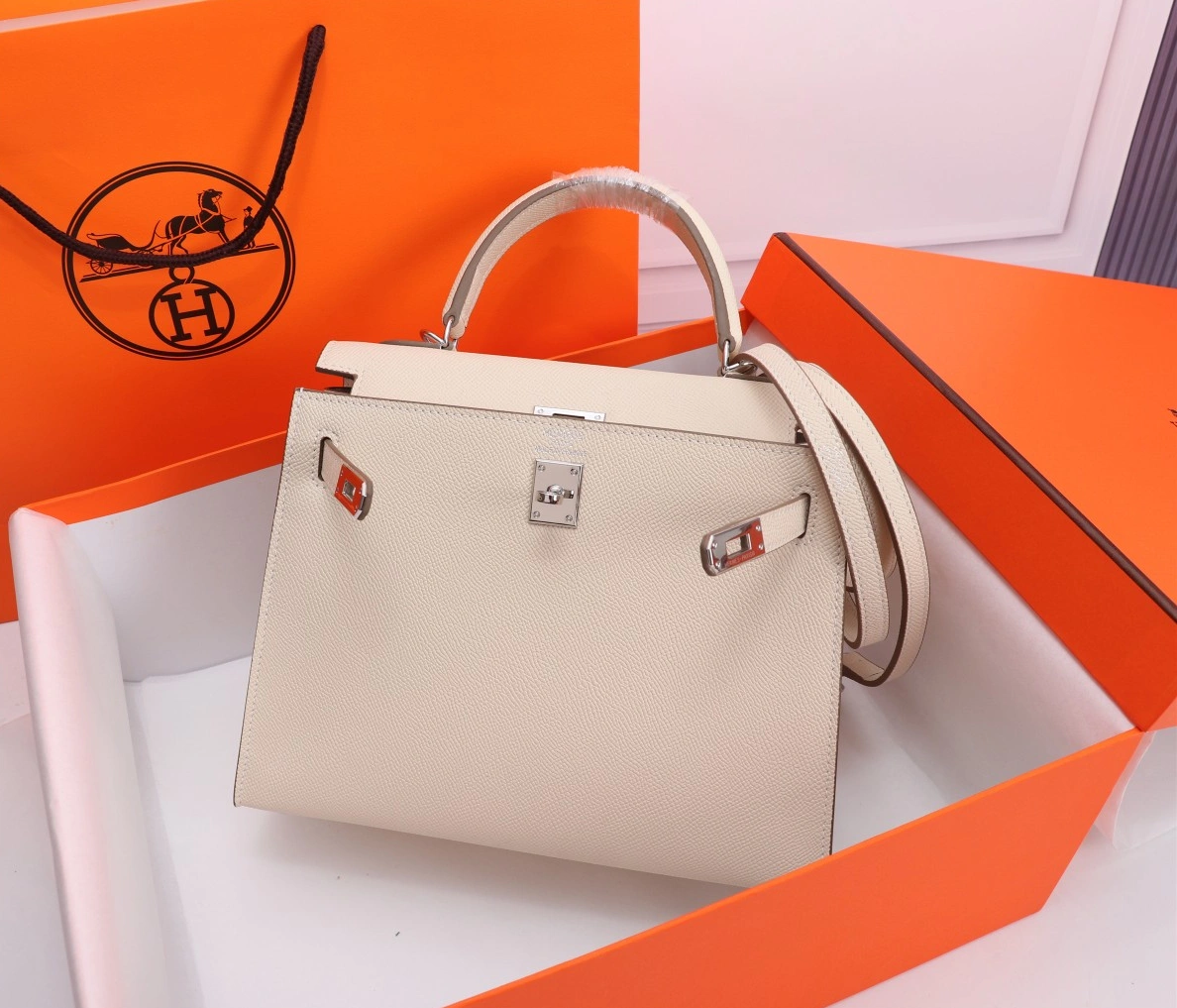 Hermes AAA Quality Handbags For Women HighQuality 711