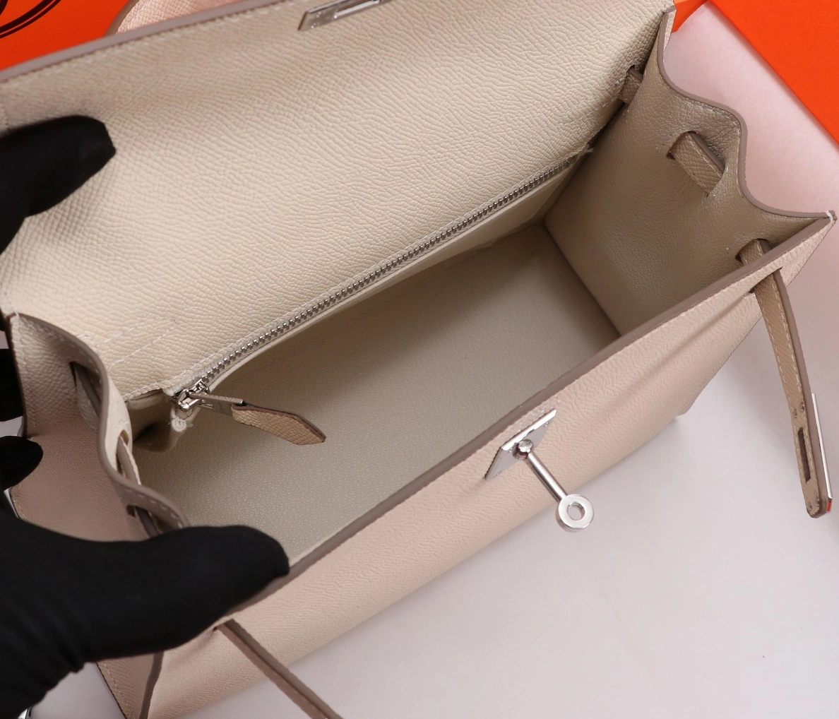 Hermes AAA Quality Handbags For Women HighQuality 711