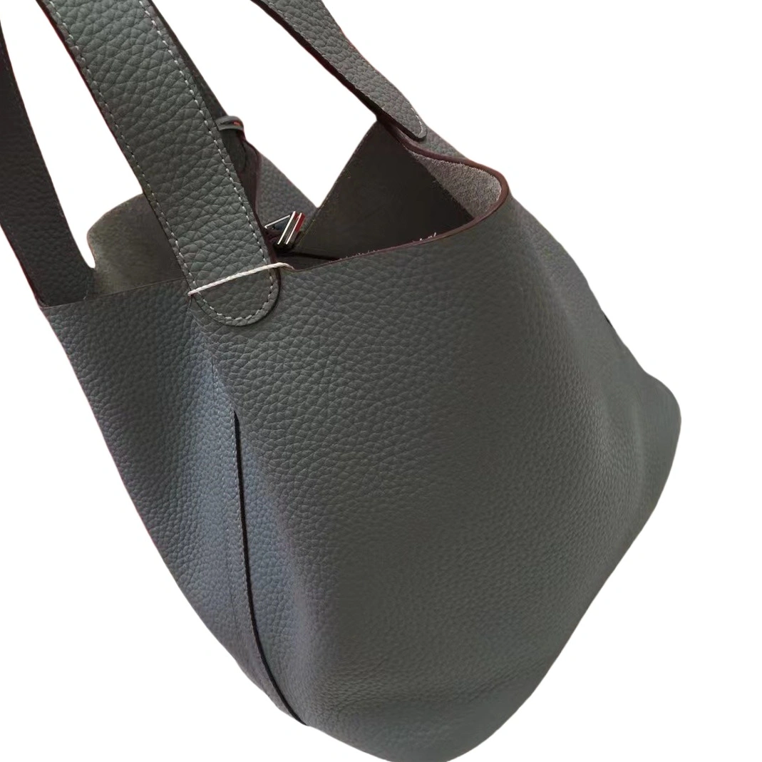 Hermes AAA Quality Handbags For Women Lightweight 439