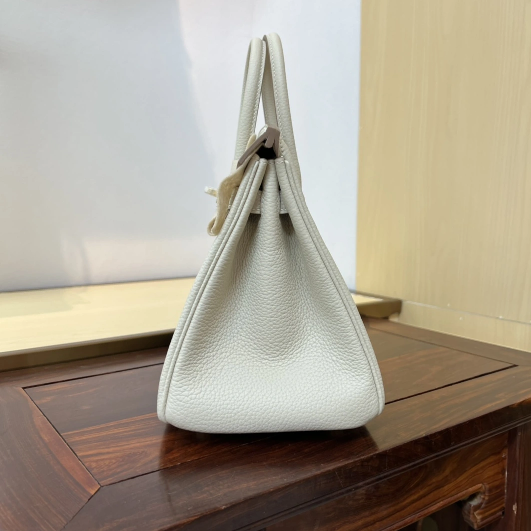 Hermes AAA Quality Handbags For Women Lightweight 479
