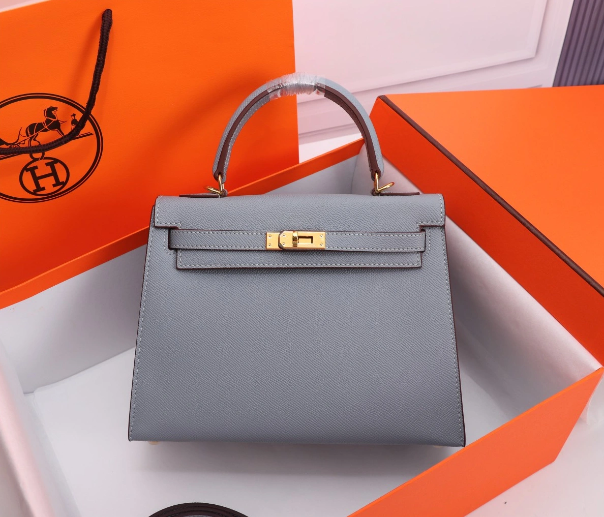 Hermes AAA Quality Handbags For Women Modern 1369