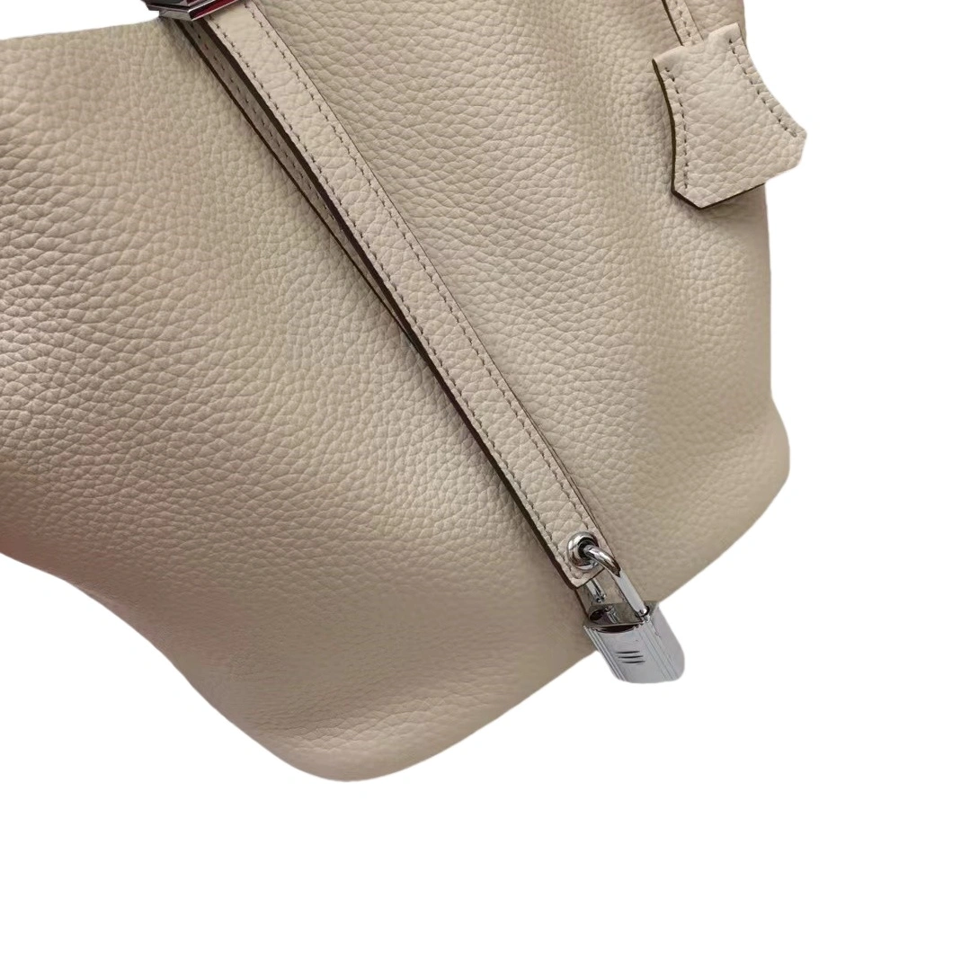 Hermes AAA Quality Handbags For Women ModernLook 8526