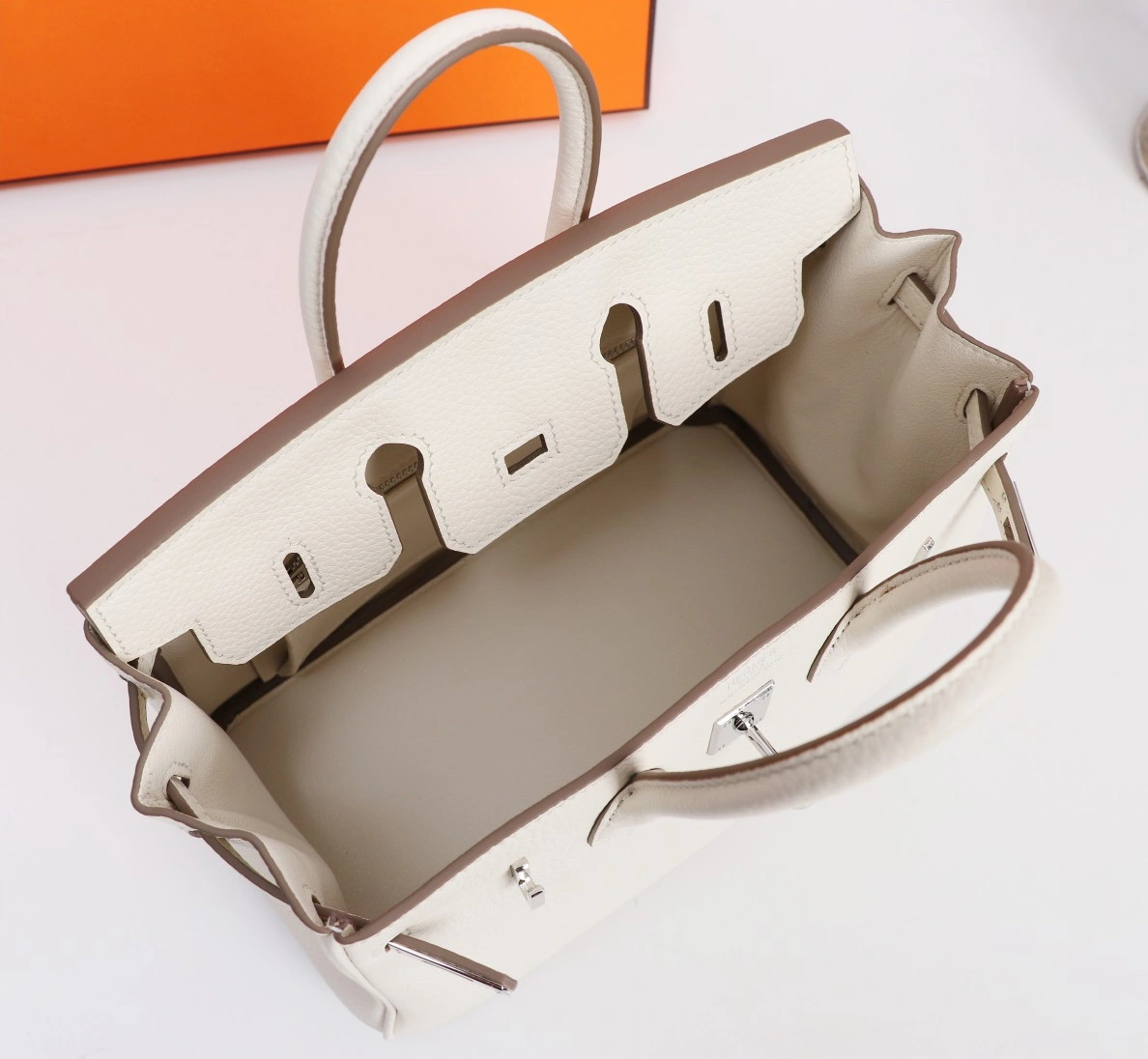 Hermes AAA Quality Handbags For Women Practical 6799