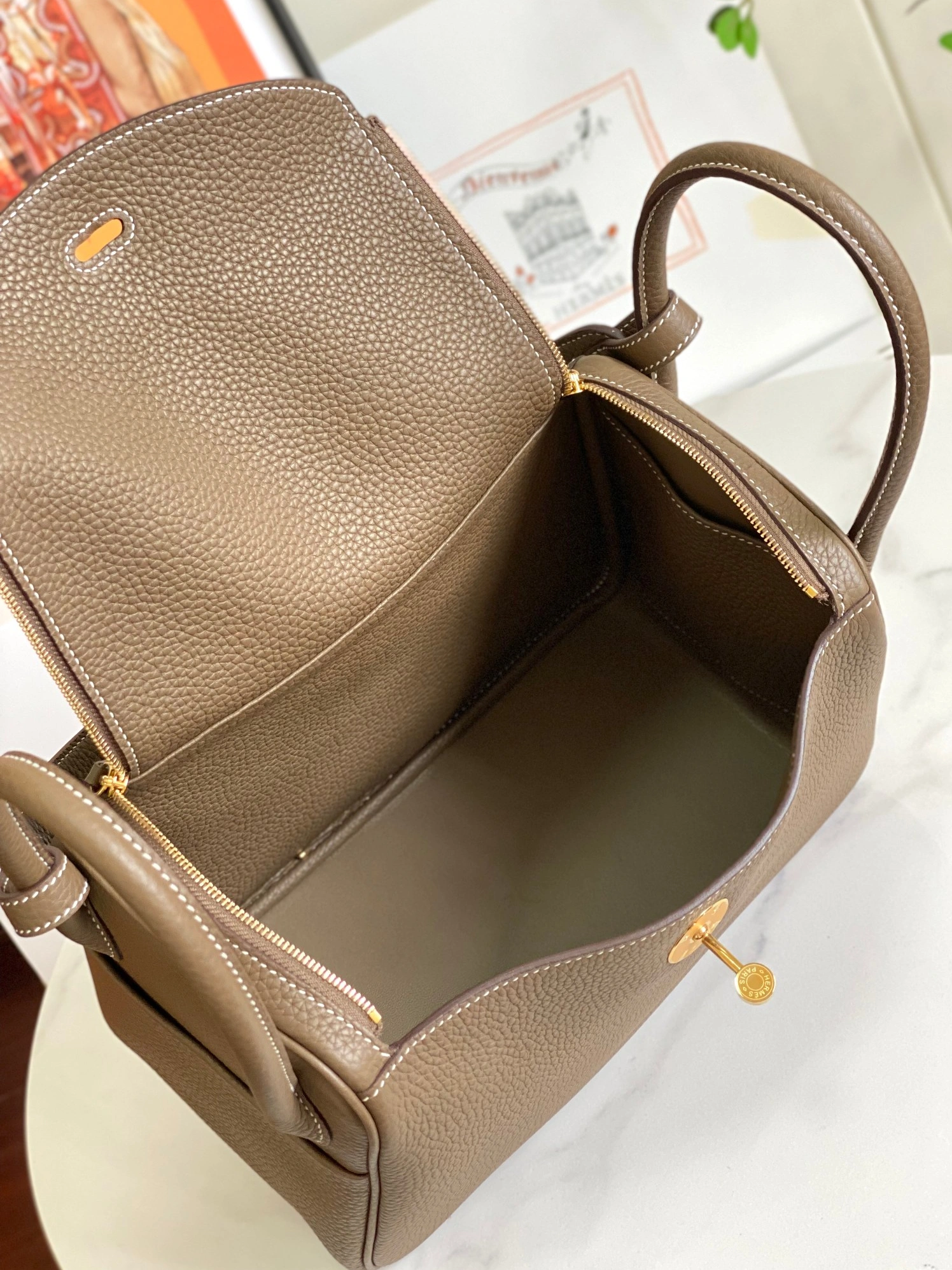 Hermes AAA Quality Handbags For Women Sleek 7768