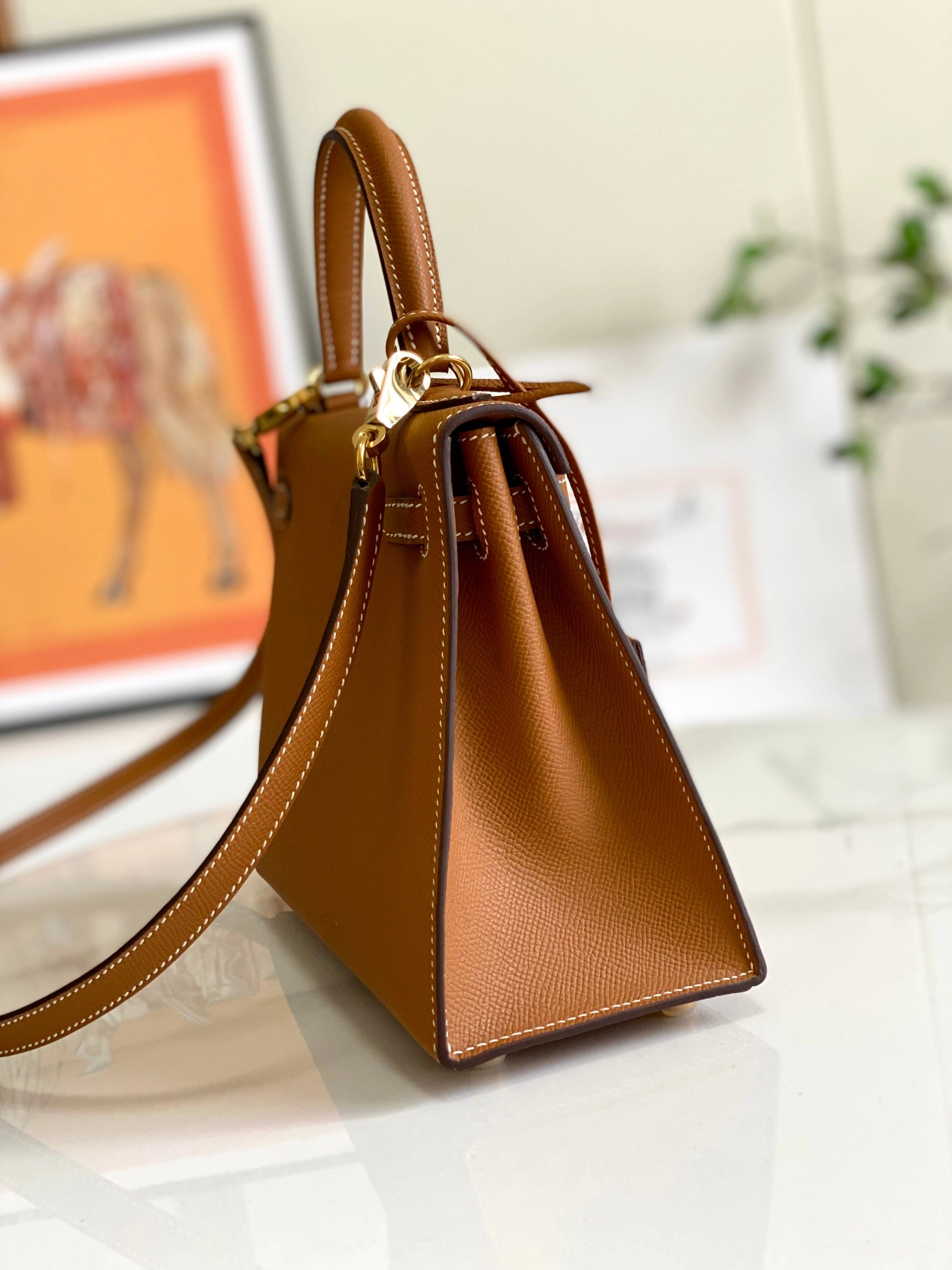 Hermes AAA Quality Handbags For Women Sleek 9631