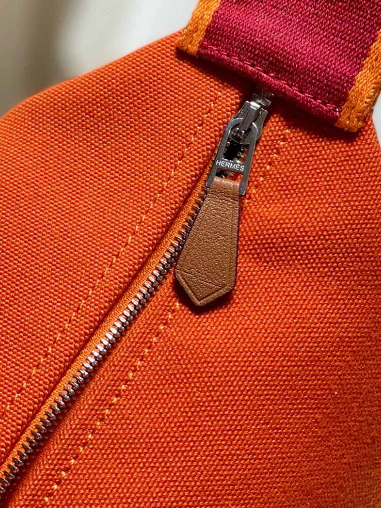 Hermes AAA Quality Handbags For Women Soft 7863