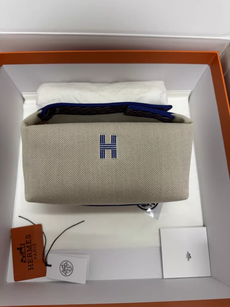Hermes AAA Quality Handbags For Women Sophisticated 3941