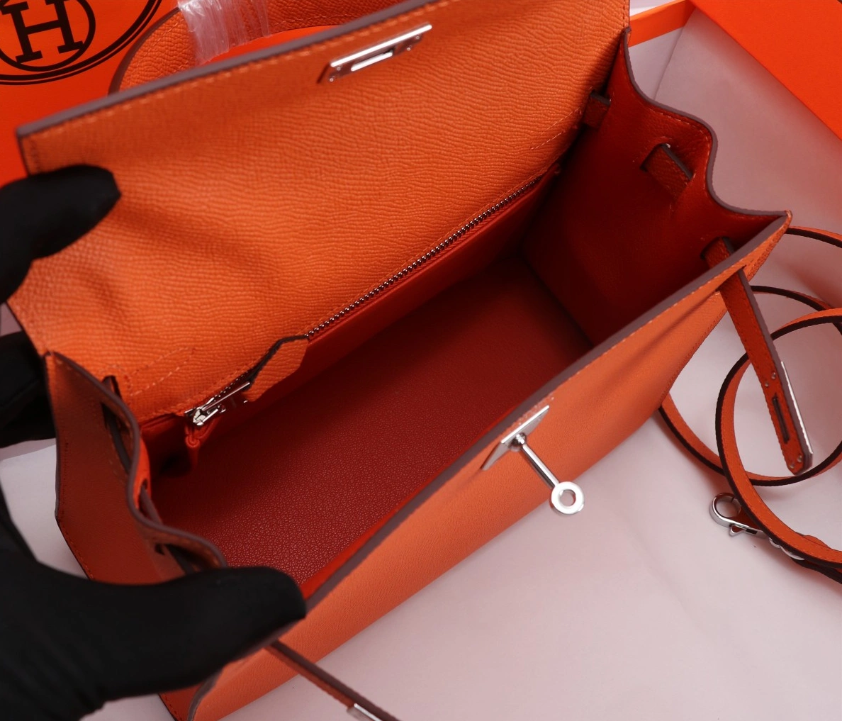 Hermes AAA Quality Handbags For Women SportInspired 5437