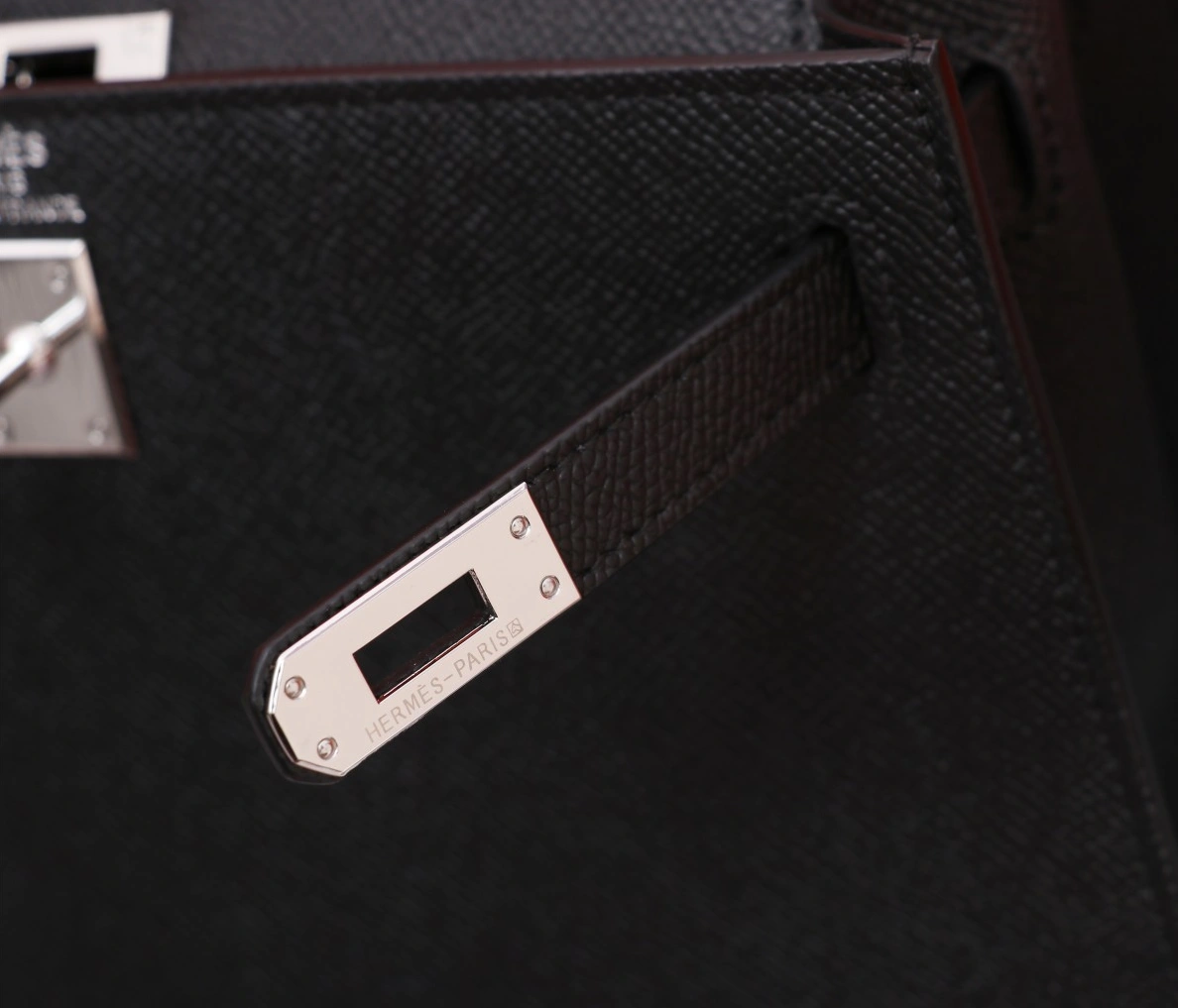 Hermes AAA Quality Handbags For Women StreetReady 4742