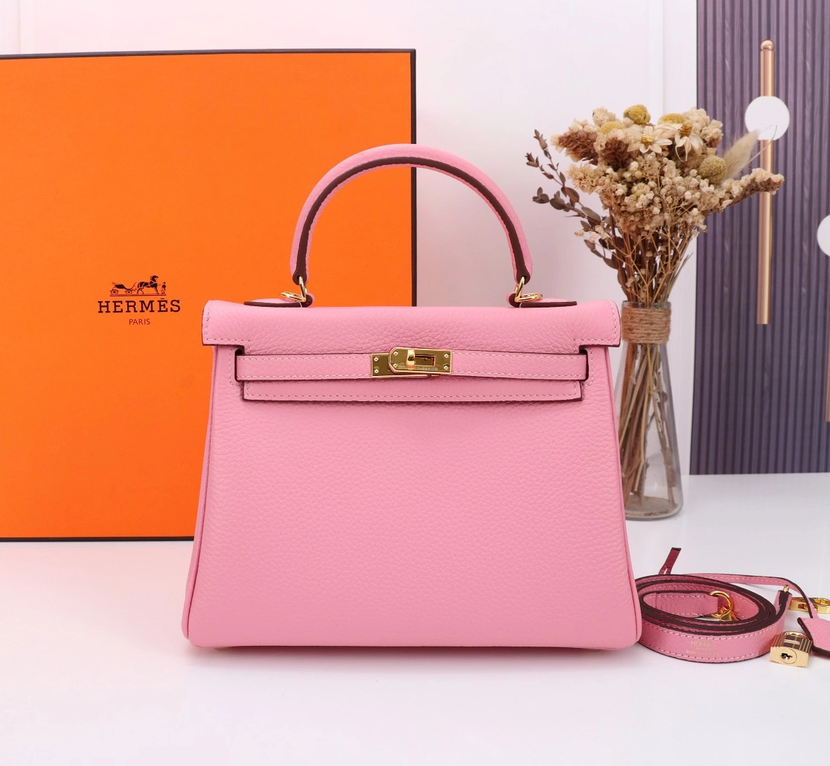 Hermes AAA Quality Handbags For Women StreetReady 7088