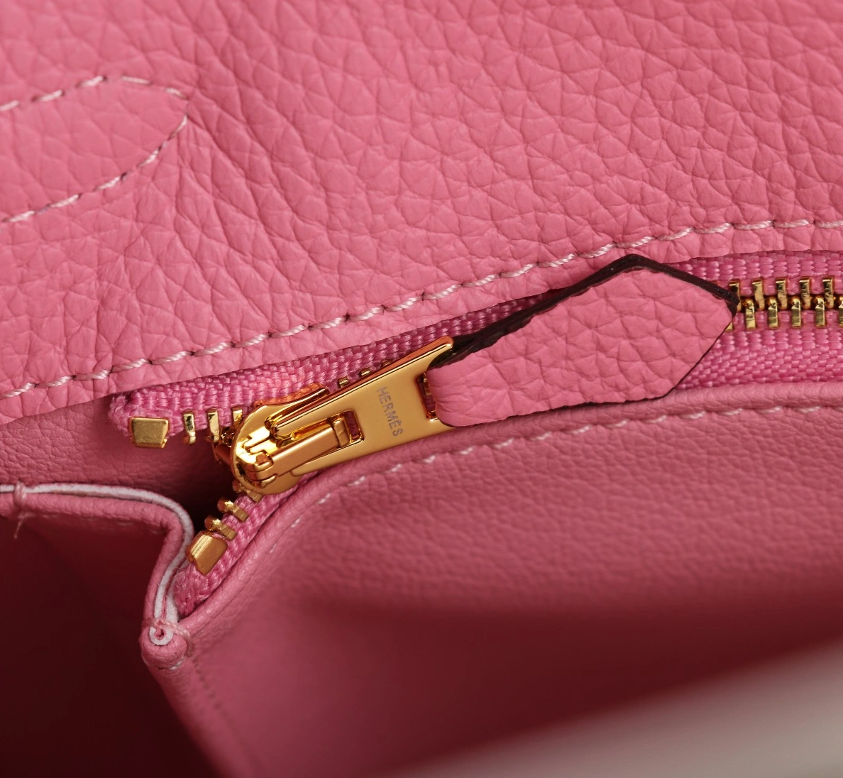 Hermes AAA Quality Handbags For Women StreetReady 7088