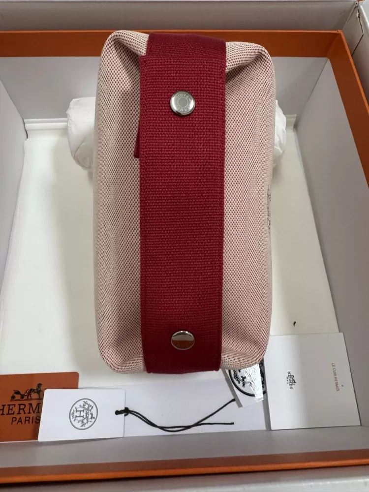 Hermes AAA Quality Handbags For Women Stylish 1372