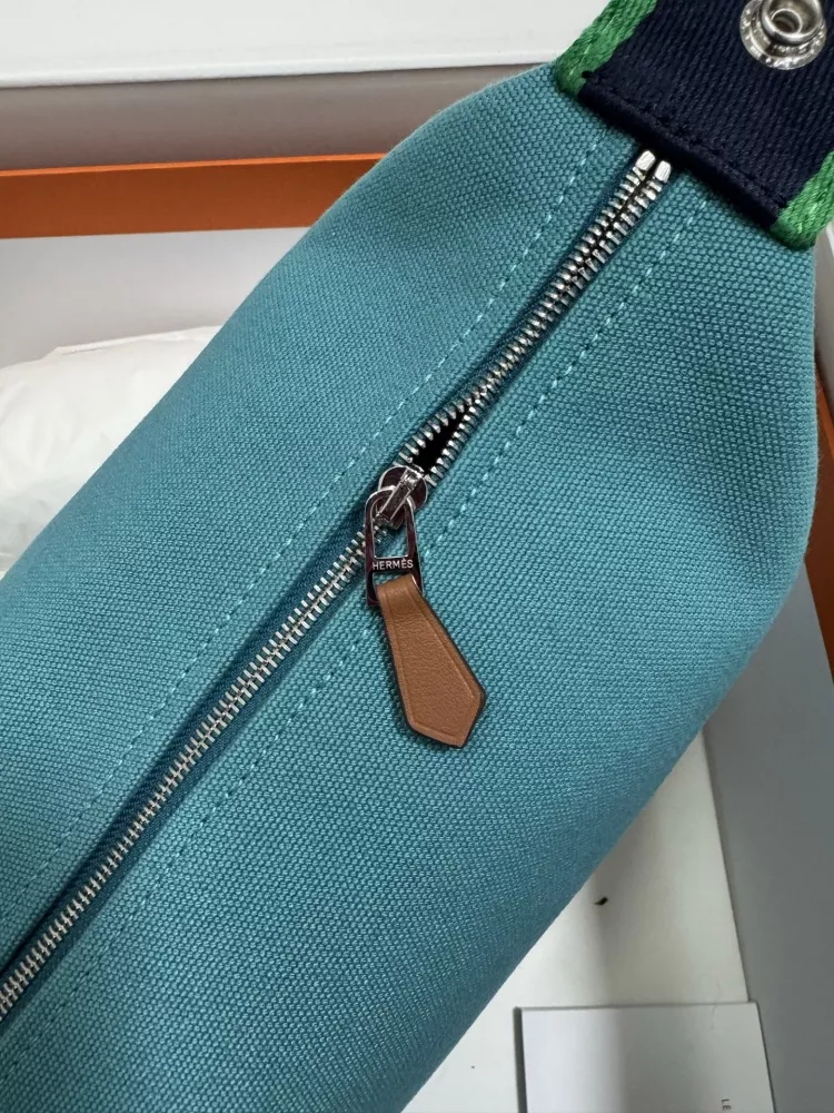 Hermes AAA Quality Handbags For Women Stylish 3069