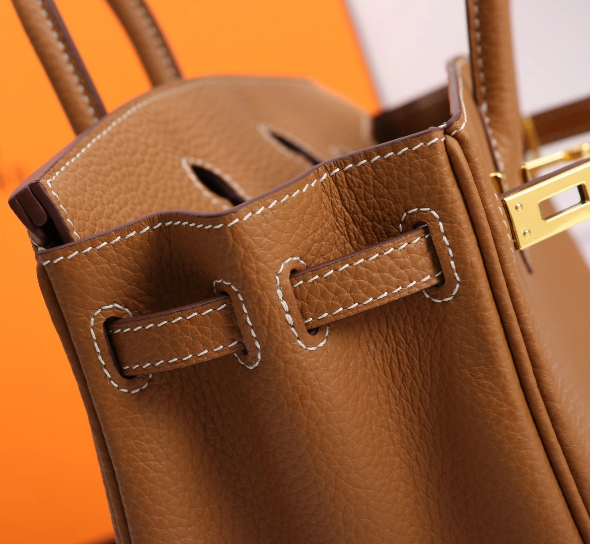 Hermes AAA Quality Handbags For Women Stylish 590