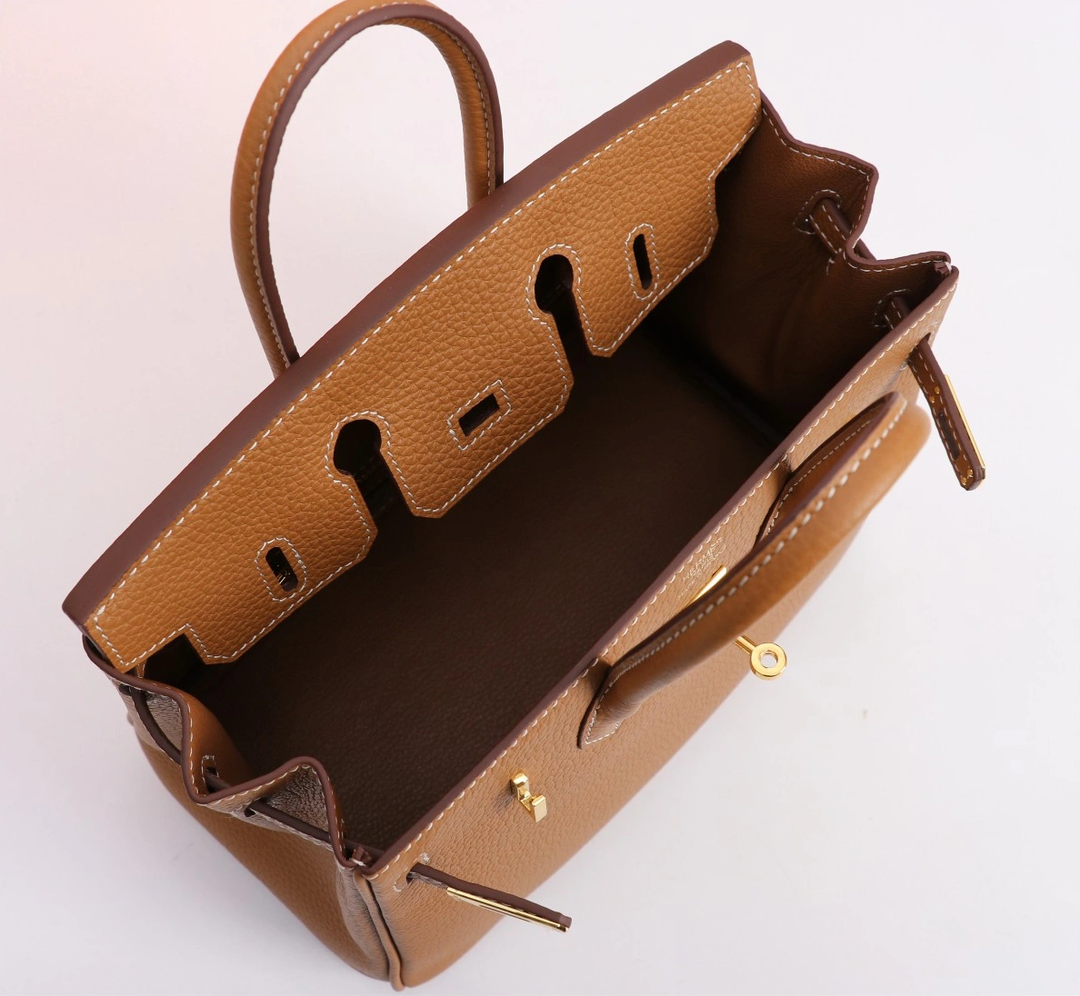 Hermes AAA Quality Handbags For Women Stylish 590