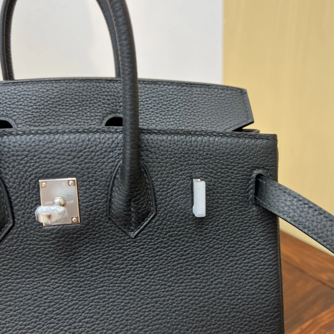 Hermes AAA Quality Handbags For Women Trendsetting 4324