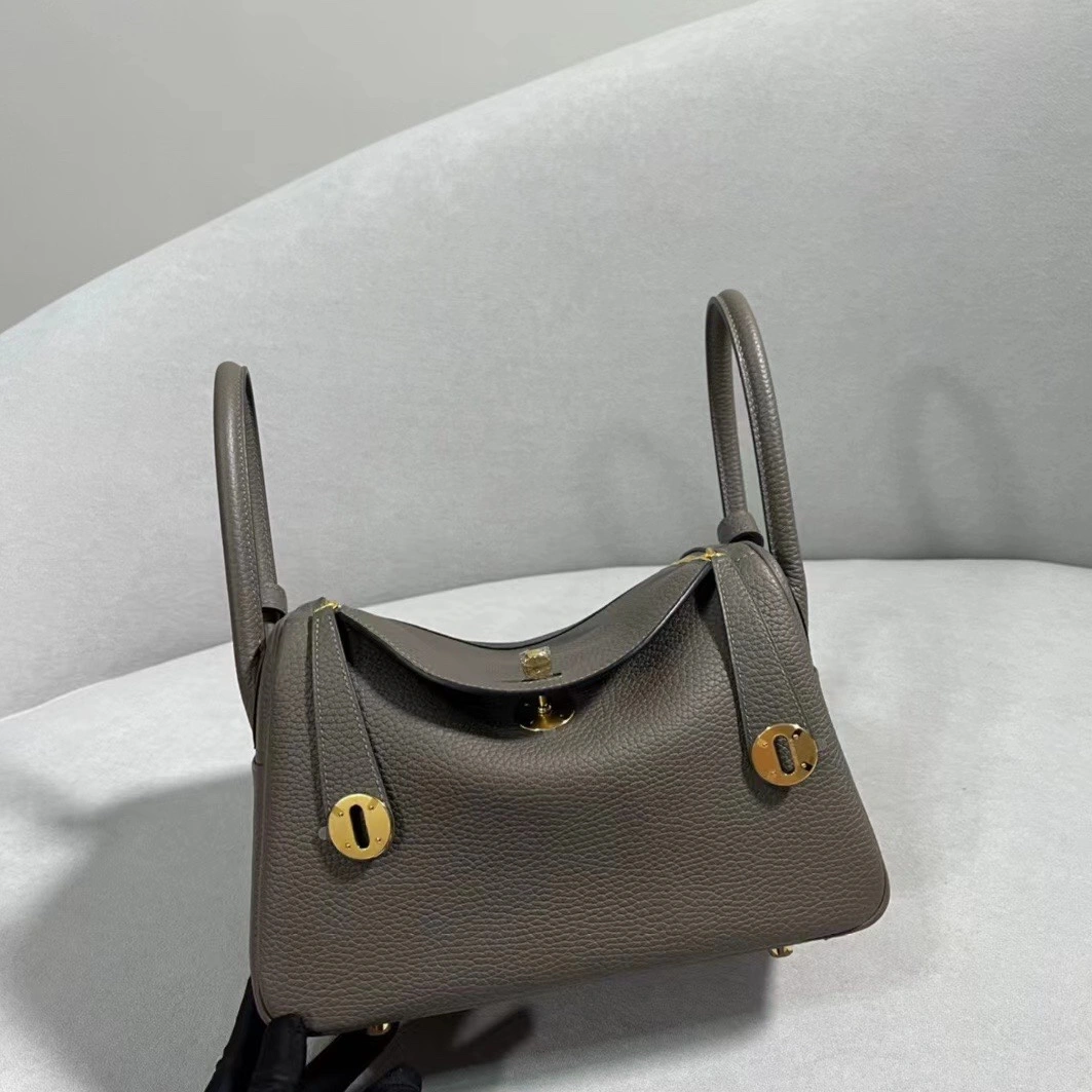 Hermes AAA Quality Handbags For Women Trendsetting 5457