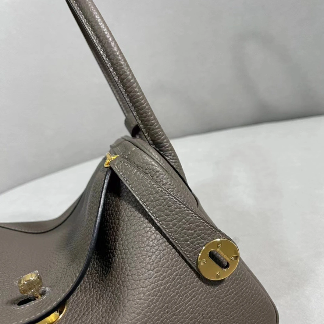 Hermes AAA Quality Handbags For Women Trendsetting 5457