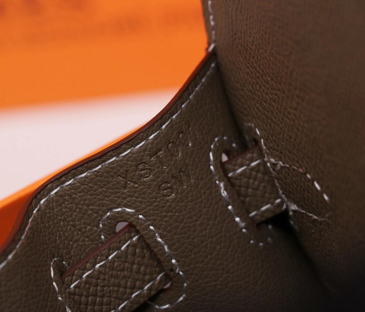 Hermes AAA Quality Handbags For Women Trendy 8013