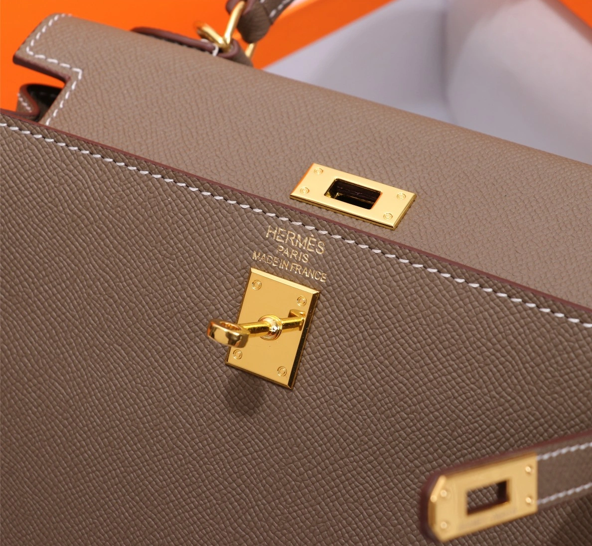 Hermes AAA Quality Handbags For Women Trendy 8013
