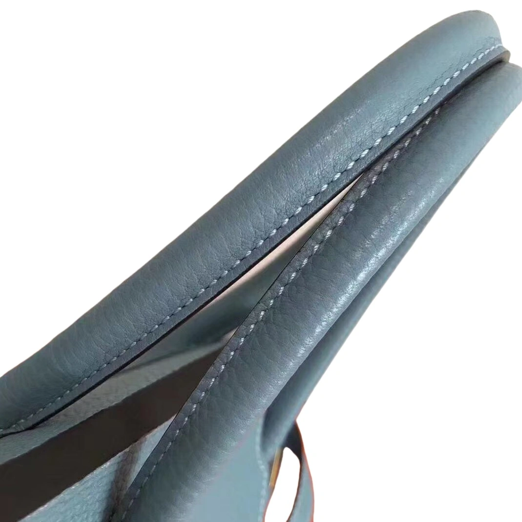 Hermes AAA Quality Handbags For Women Versatile 400