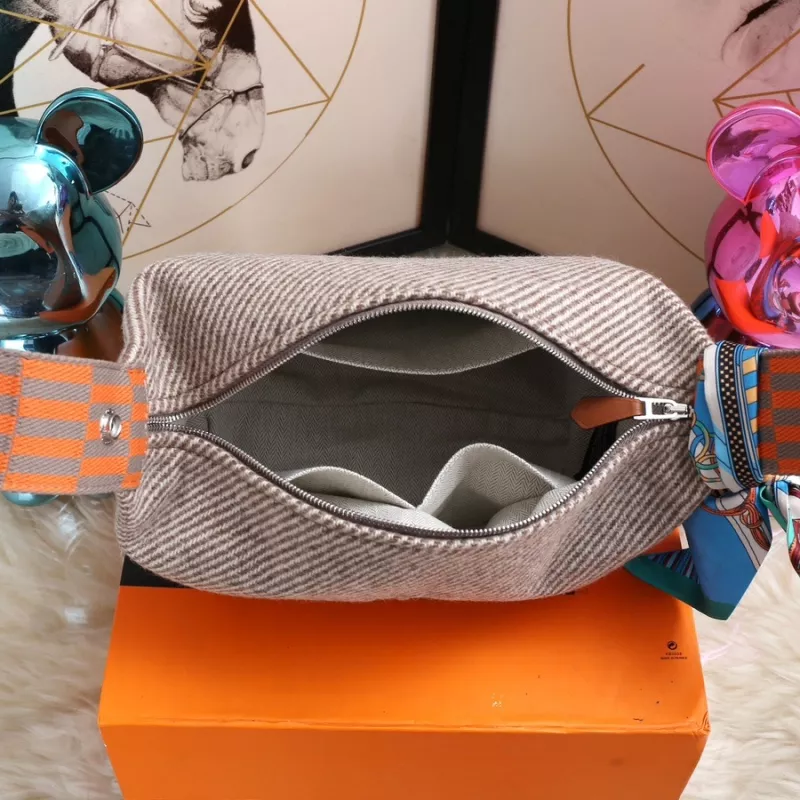 Hermes AAA Quality Handbags For Women Versatile 9889