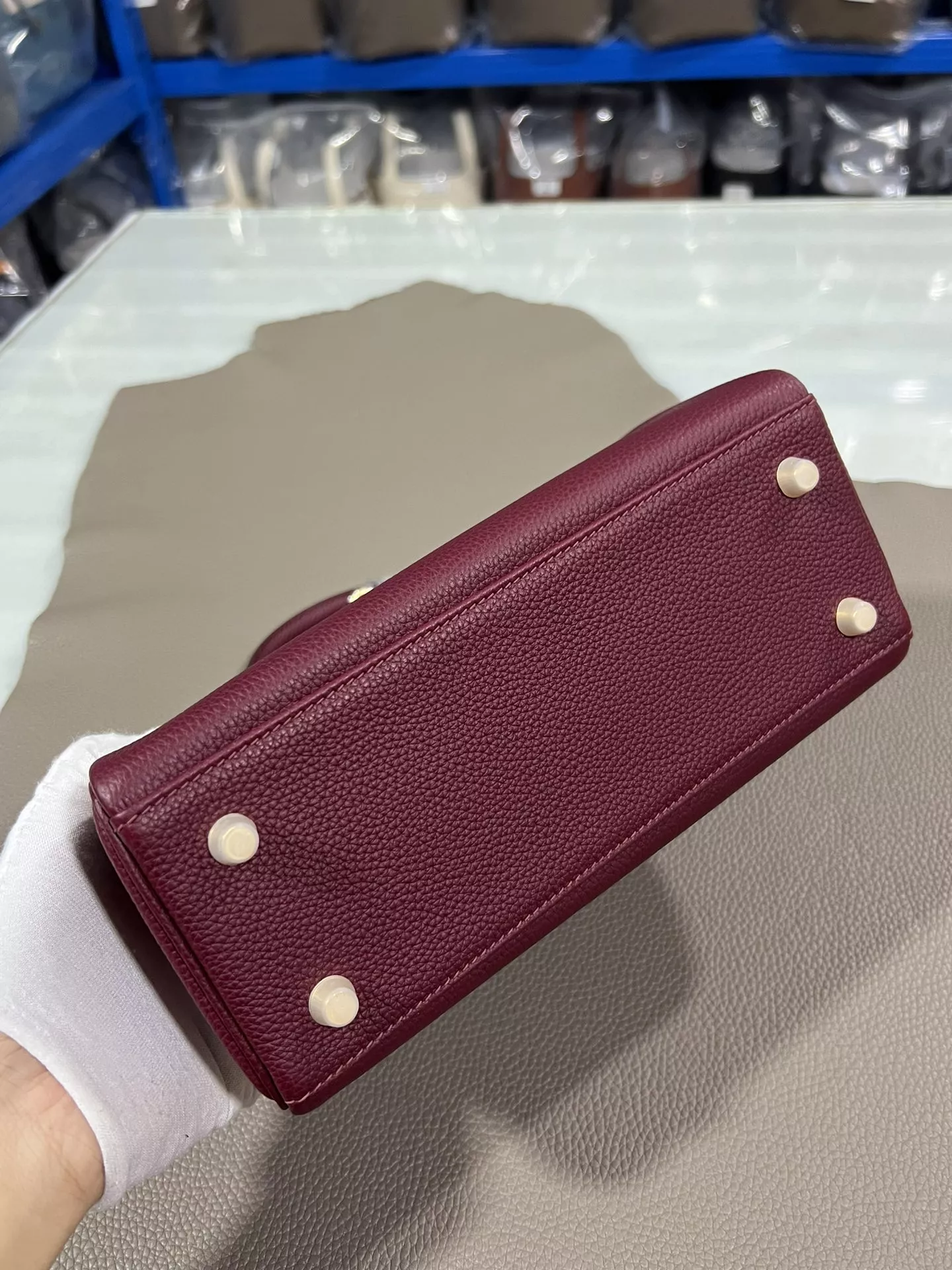 Hermes AAA Quality Handbags For Women Vibrant 9144