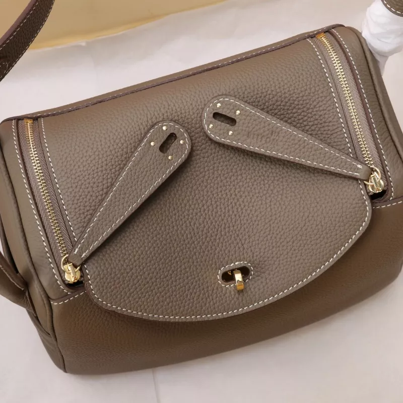 Hermes AAA Quality Handbags In Gold For Women GoAnywhere 4396