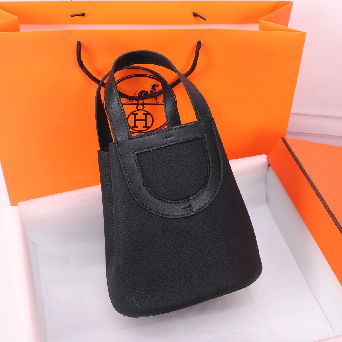 Hermes AAA Quality Handbags In Gold For Women Practical 494