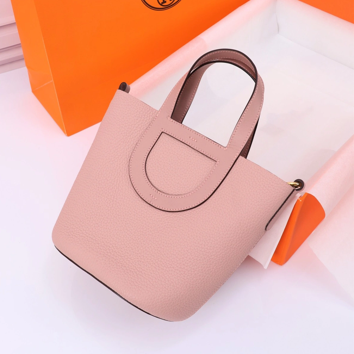 Hermes AAA Quality Handbags In Gold For Women Stylish 5486