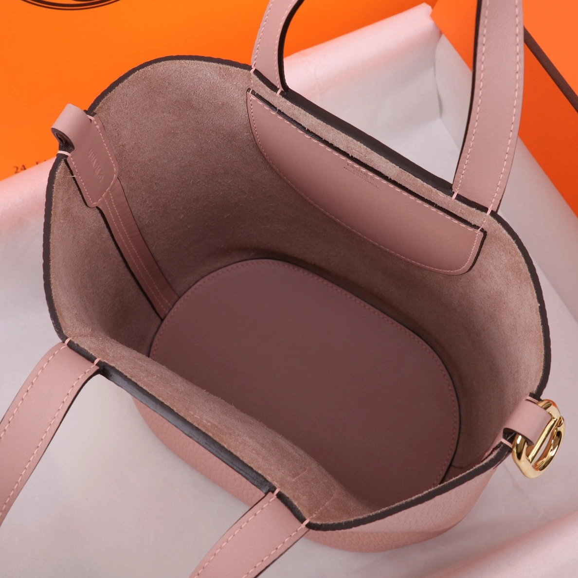 Hermes AAA Quality Handbags In Gold For Women Stylish 5486