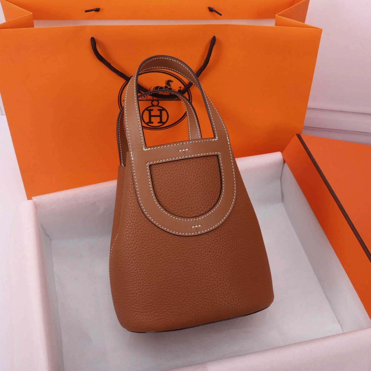 Hermes AAA Quality Handbags In Silver For Women Elegant 5855