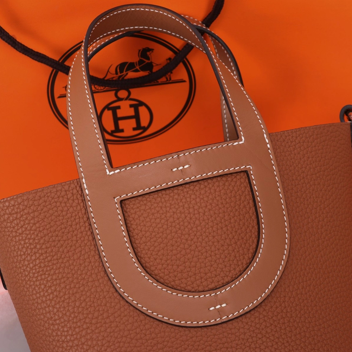 Hermes AAA Quality Handbags In Silver For Women Elegant 5855