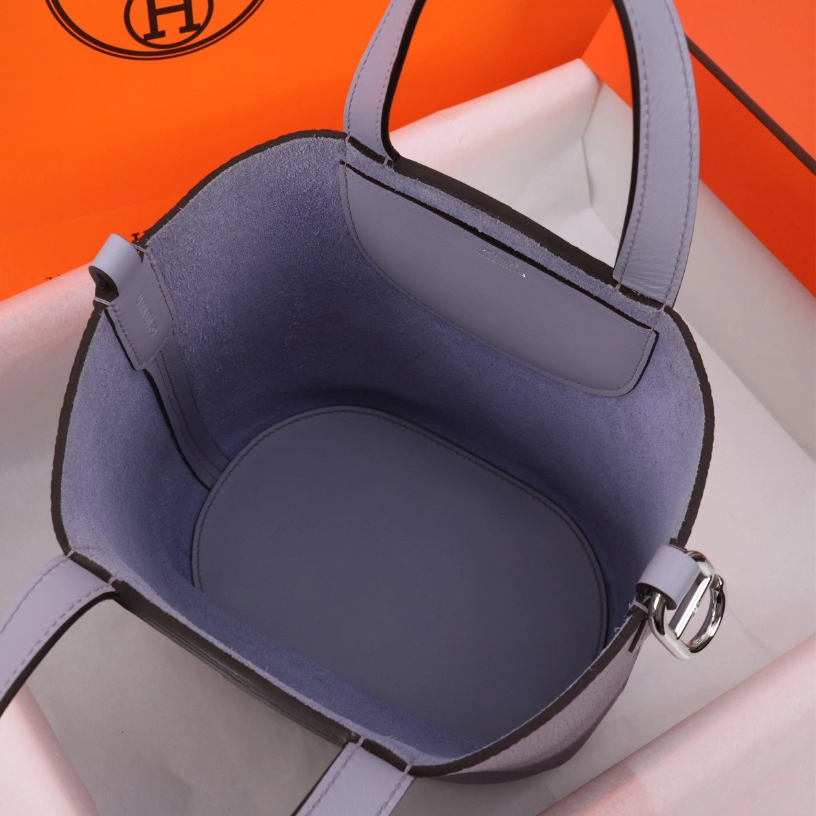Hermes AAA Quality Handbags In Silver For Women Timeless 8280