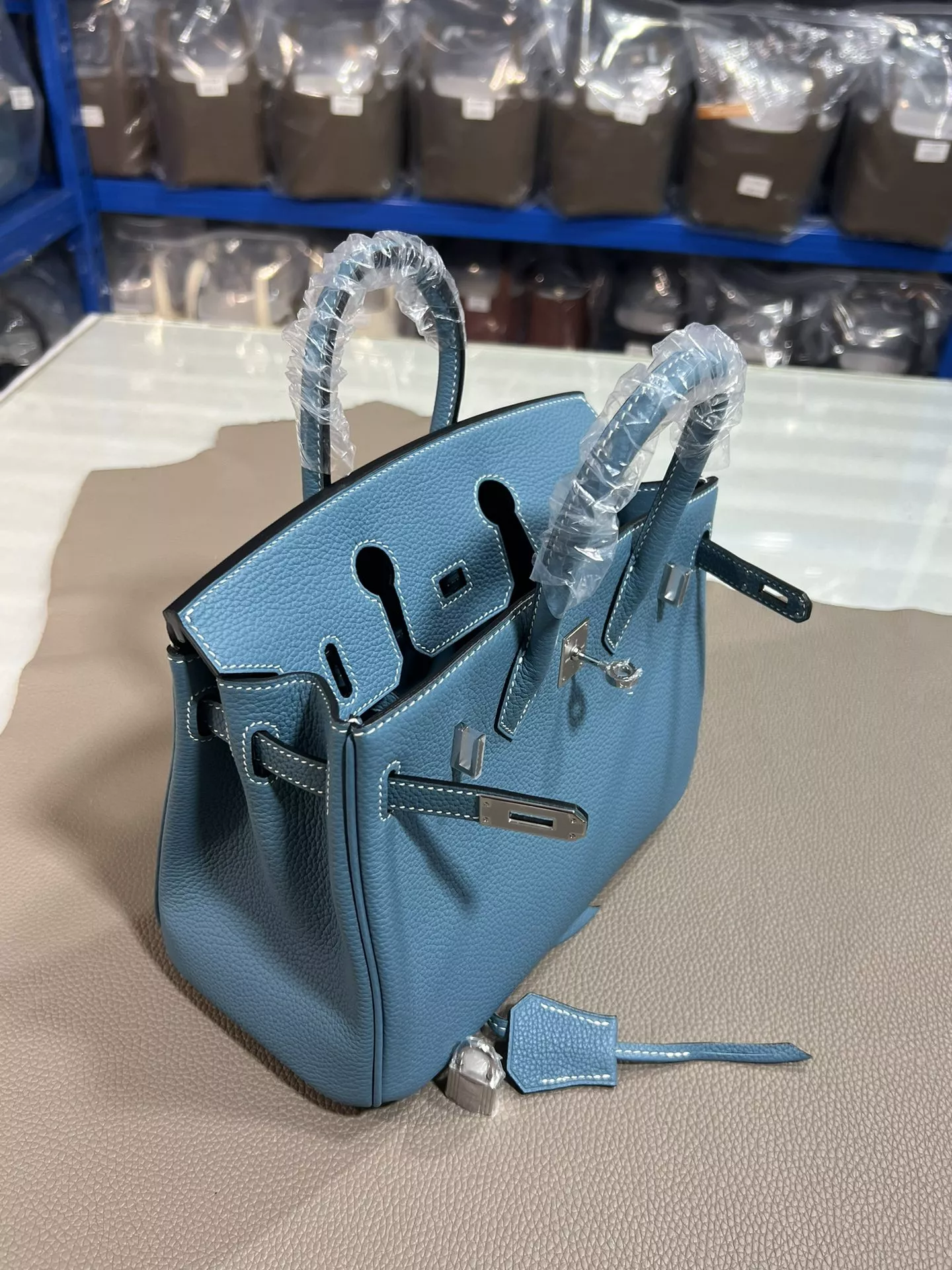 Hermes AAA Quality Handbags Minimalist 7837