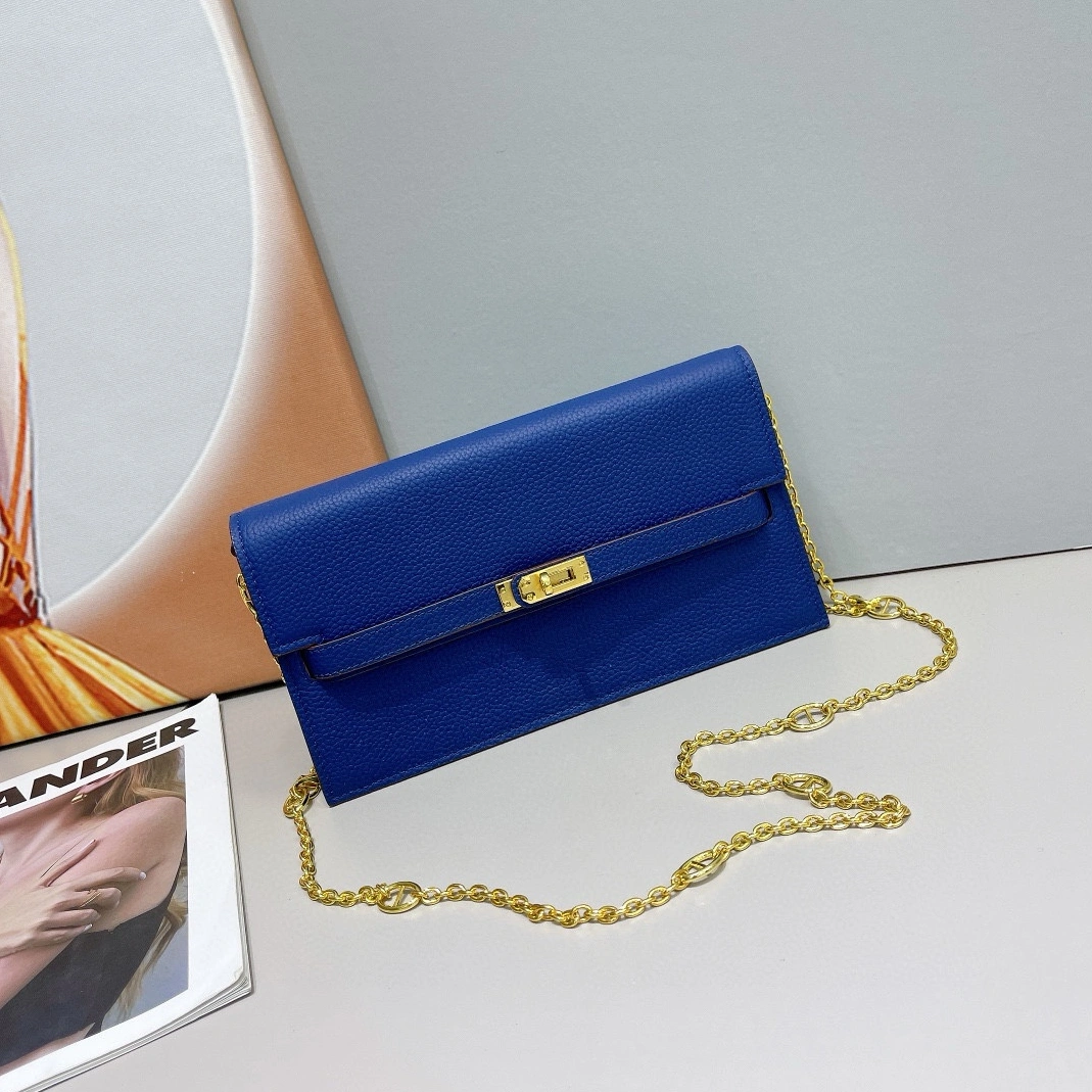Hermes AAA Quality Messenger Bags For Women AllSeason 6417