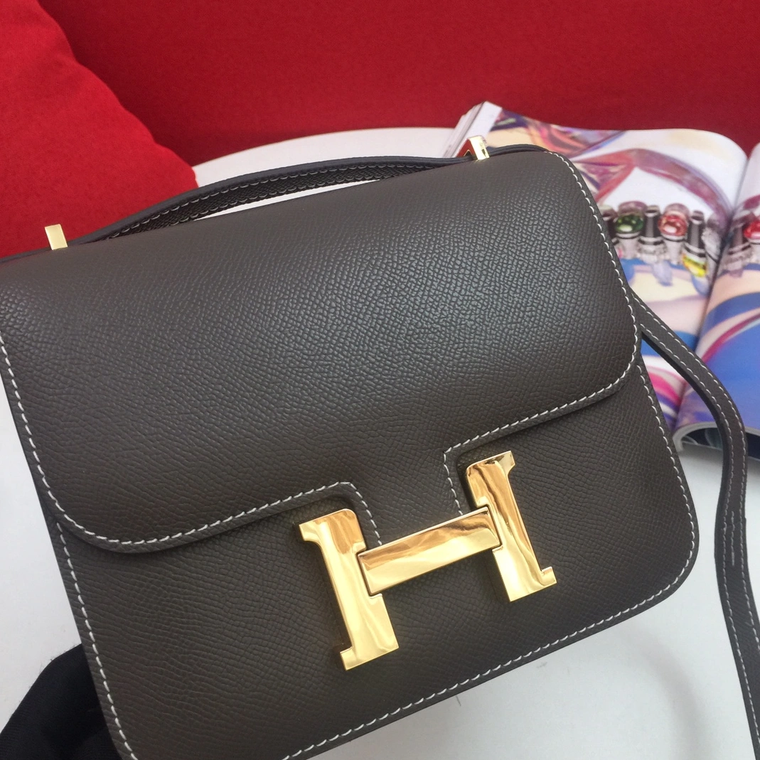 Hermes AAA Quality Messenger Bags For Women AllSeason 7022