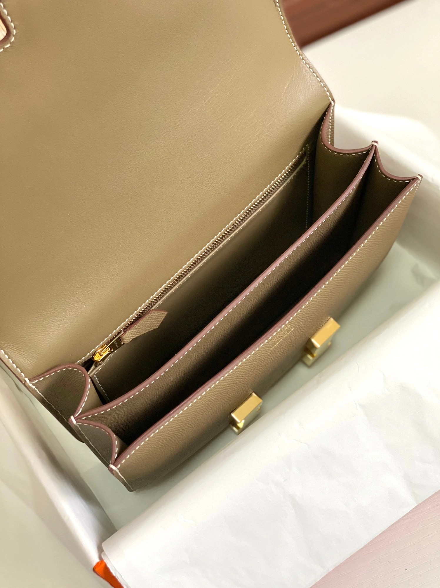 Hermes AAA Quality Messenger Bags For Women Classic 6198