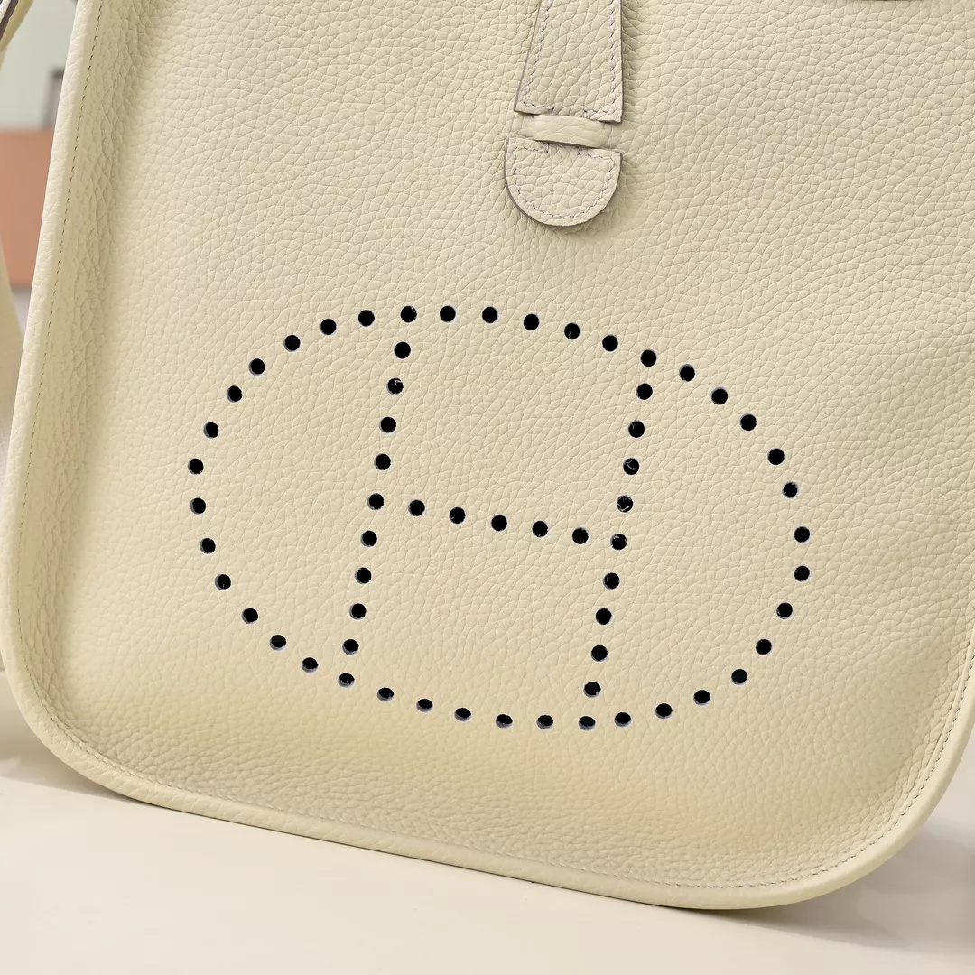 Hermes AAA Quality Messenger Bags For Women Classic 7492
