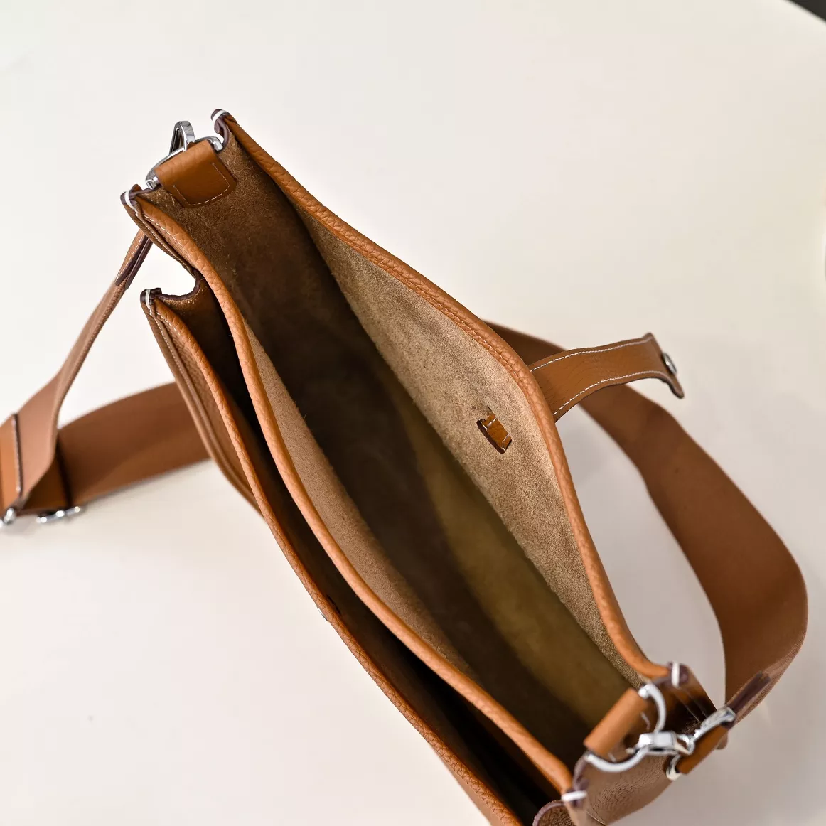 Hermes AAA Quality Messenger Bags For Women Comfortable 6831