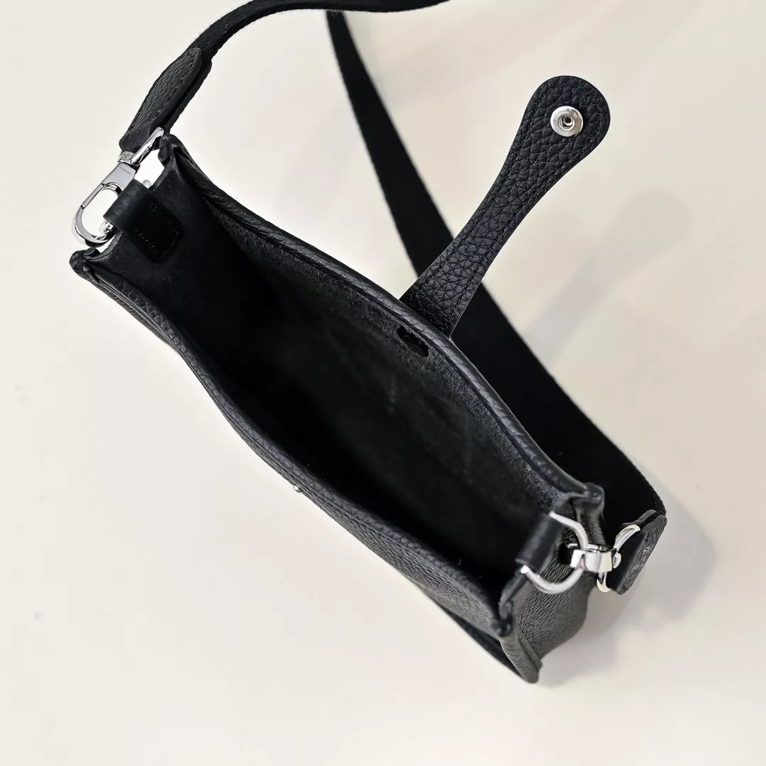 Hermes AAA Quality Messenger Bags For Women Compact 9457
